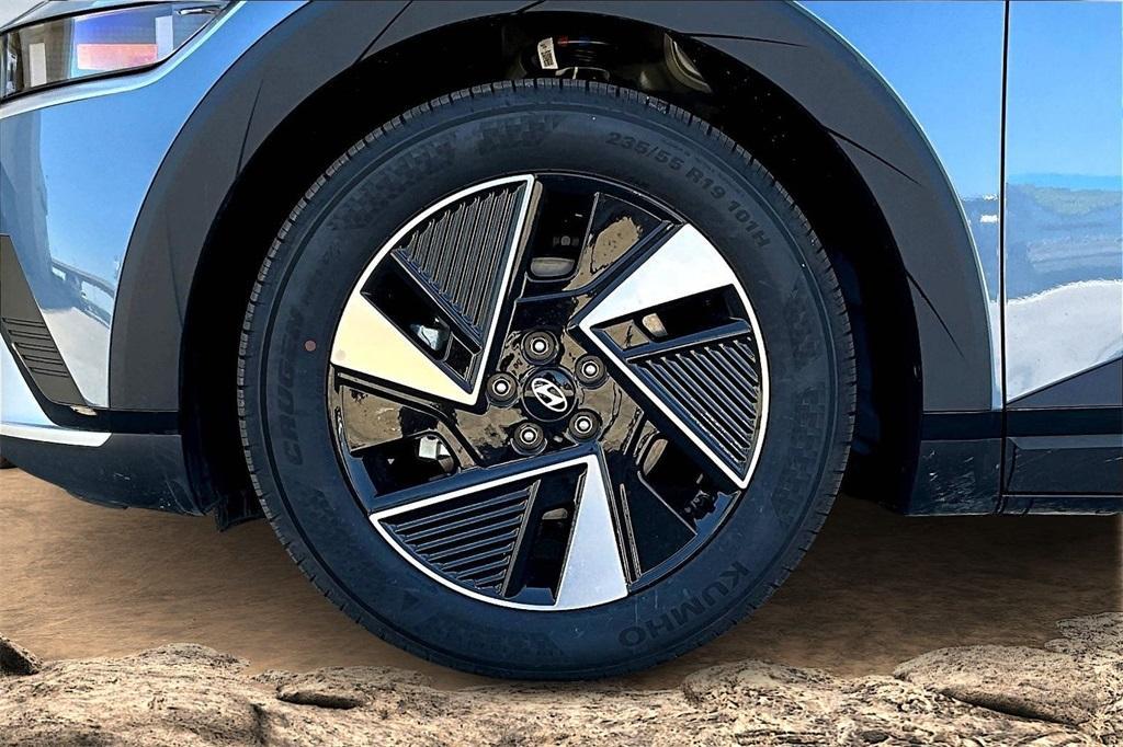 new 2025 Hyundai IONIQ 5 car, priced at $46,660