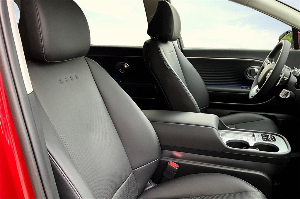 new 2026 Hyundai IONIQ 9 car, priced at $61,465