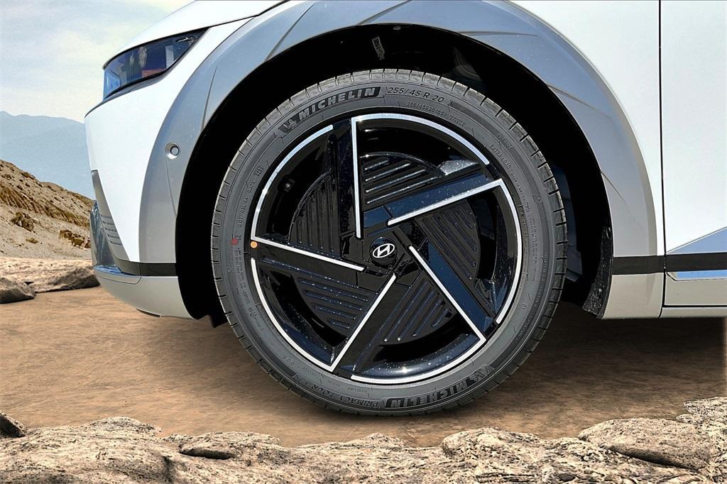 new 2025 Hyundai IONIQ 5 car, priced at $58,570