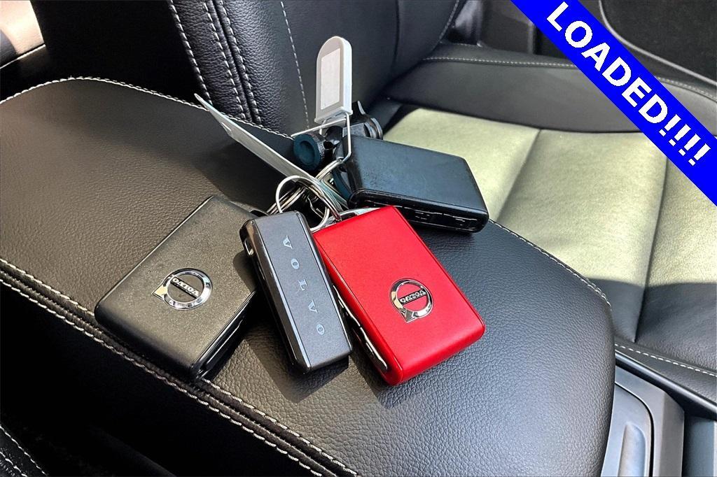 used 2019 Volvo XC40 car, priced at $20,497