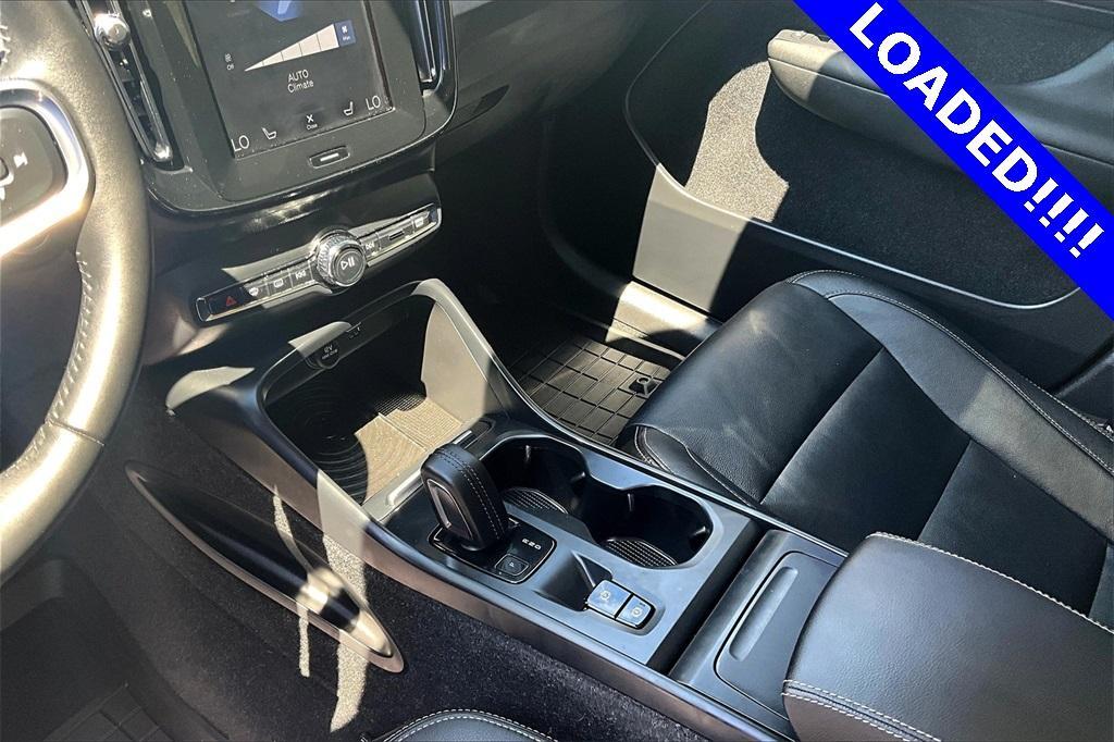 used 2019 Volvo XC40 car, priced at $20,497