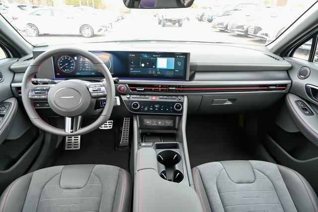 new 2024 Hyundai Sonata car, priced at $33,249