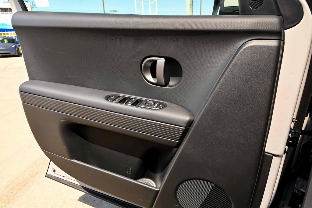 new 2025 Hyundai IONIQ 5 car, priced at $46,220