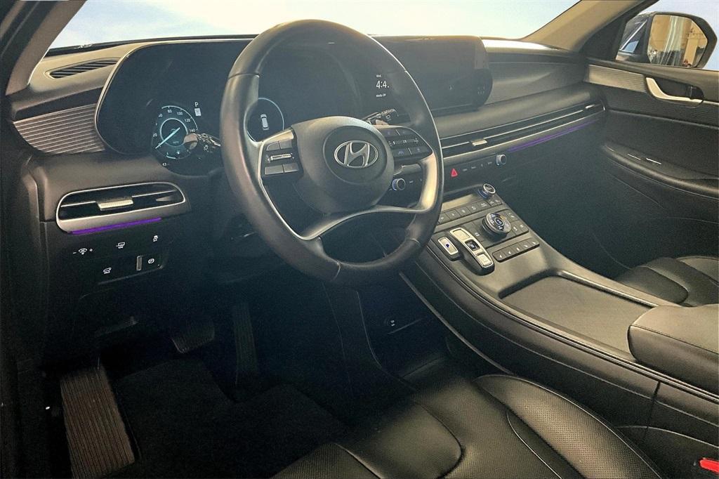 used 2024 Hyundai Palisade car, priced at $42,995