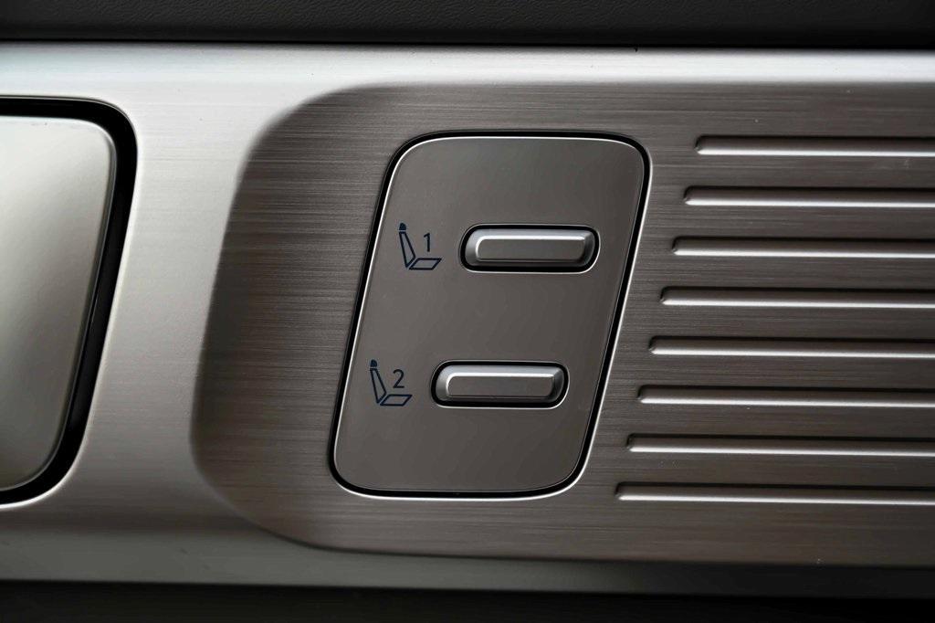 new 2025 Hyundai SANTA FE HEV car, priced at $48,510
