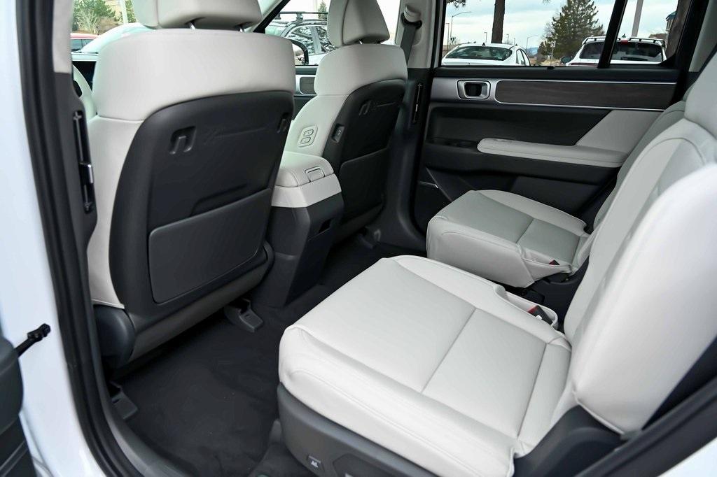 new 2025 Hyundai SANTA FE HEV car, priced at $48,510