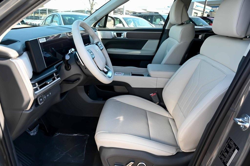 new 2025 Hyundai Santa Fe car, priced at $37,030