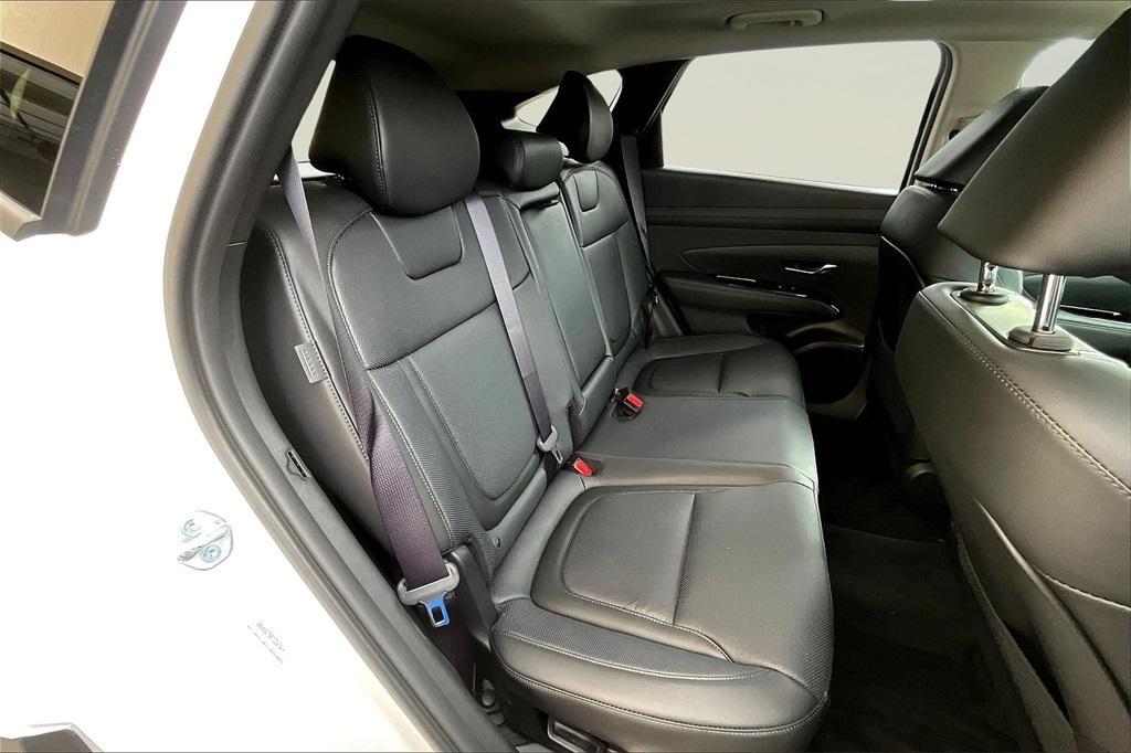 new 2025 Hyundai TUCSON Hybrid car, priced at $40,640