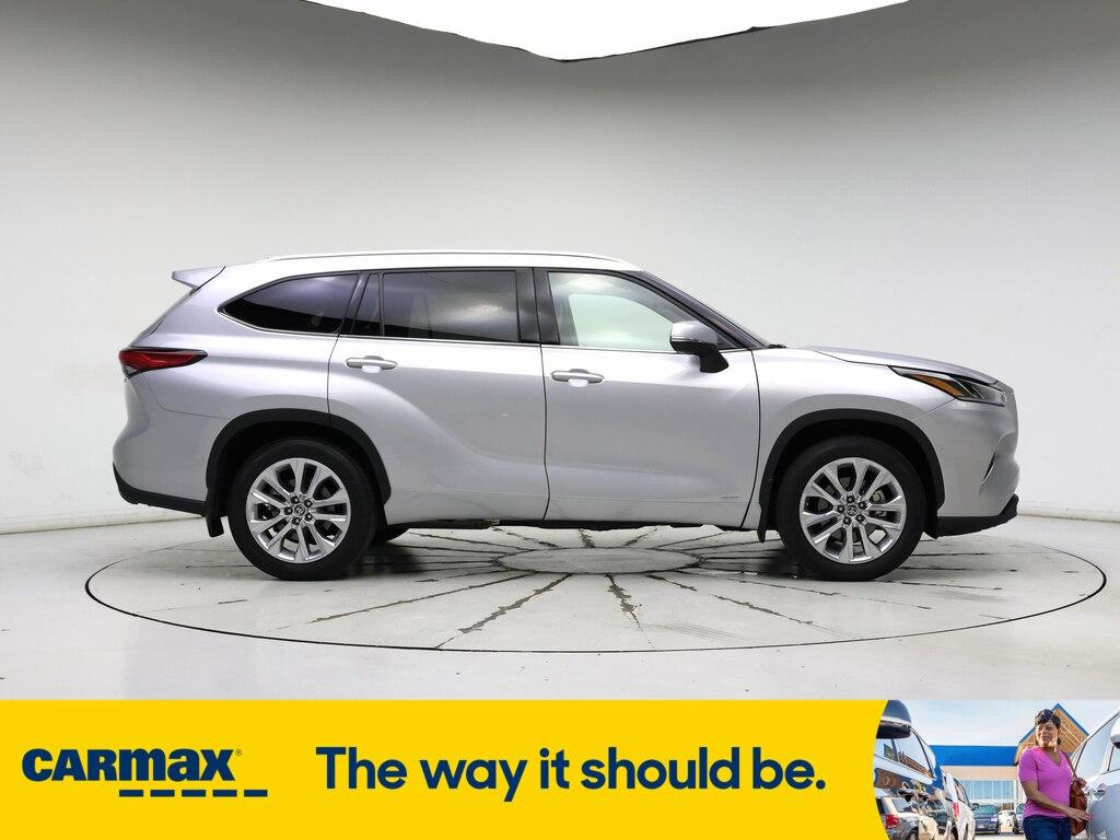 used 2023 Toyota Highlander Hybrid car, priced at $51,998