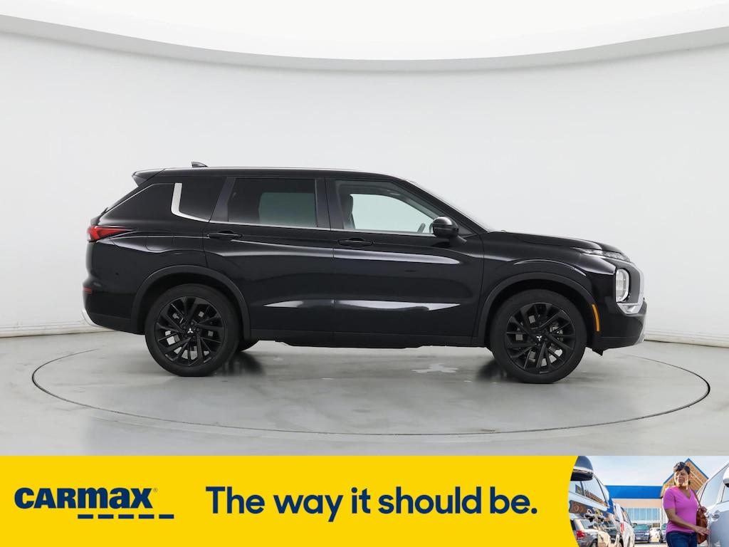 used 2023 Mitsubishi Outlander car, priced at $27,998