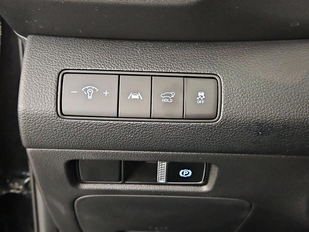 used 2022 Hyundai Santa Fe car, priced at $25,998