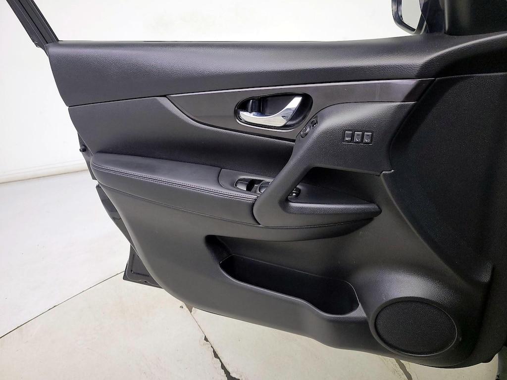 used 2018 Nissan Rogue car, priced at $19,998
