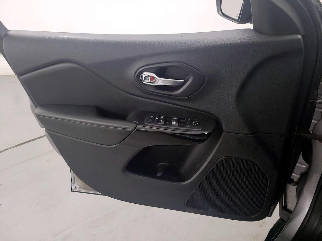 used 2020 Jeep Cherokee car, priced at $23,998