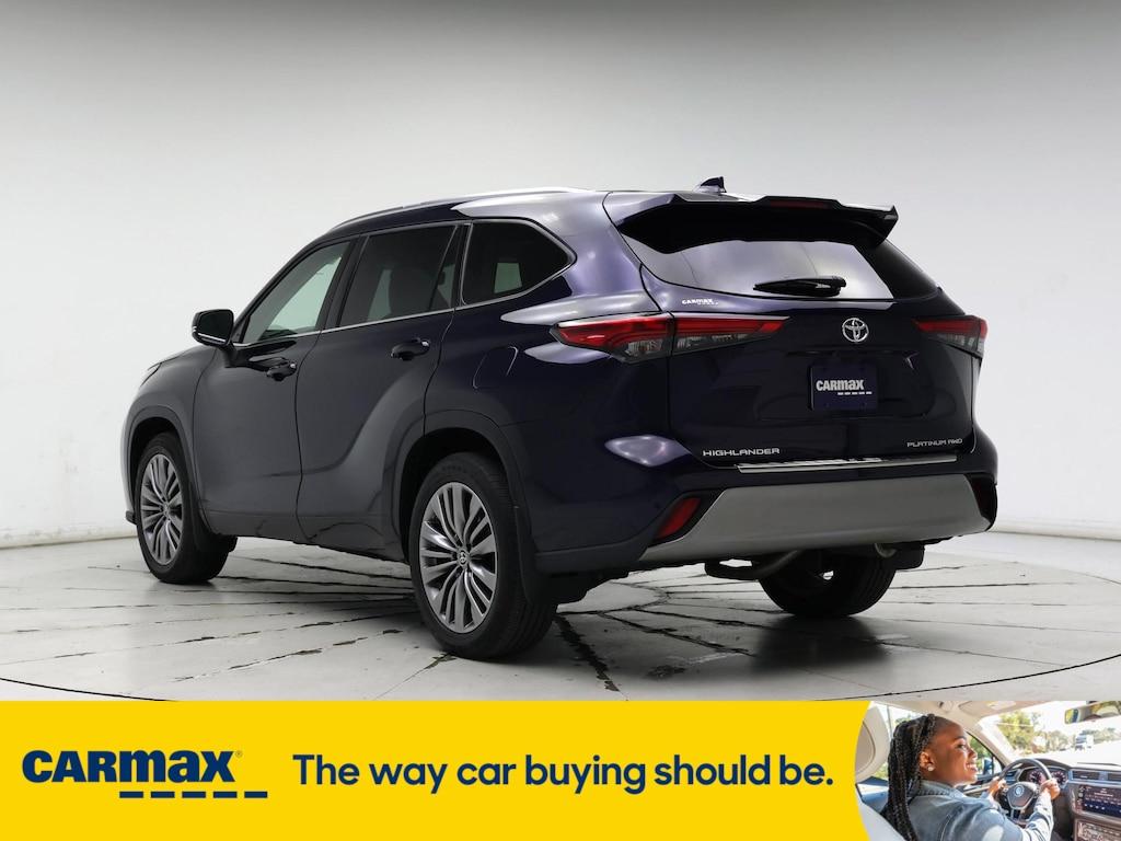 used 2021 Toyota Highlander car, priced at $44,998