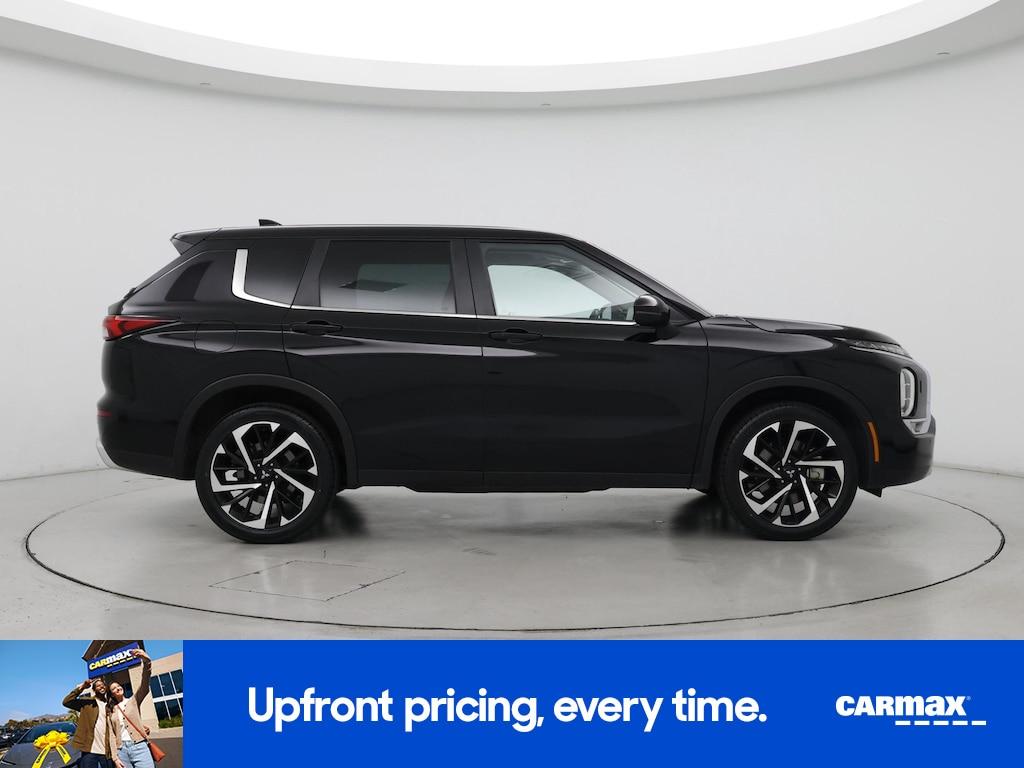 used 2023 Mitsubishi Outlander car, priced at $26,998