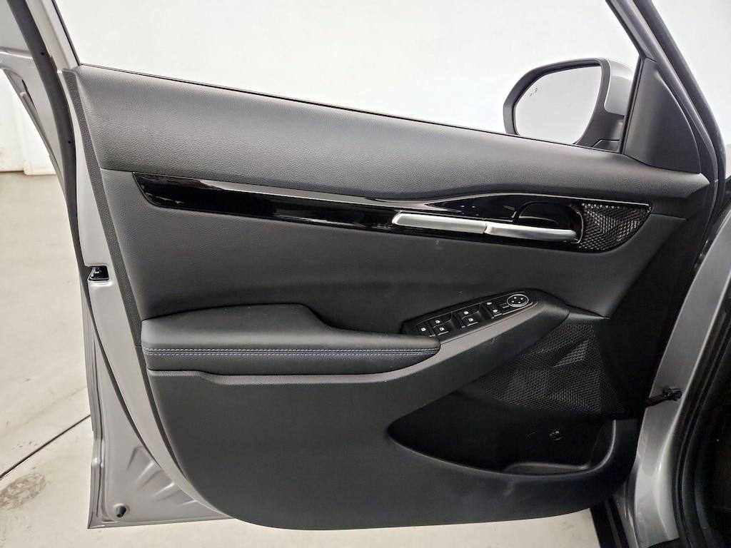 used 2023 Kia Seltos car, priced at $23,998