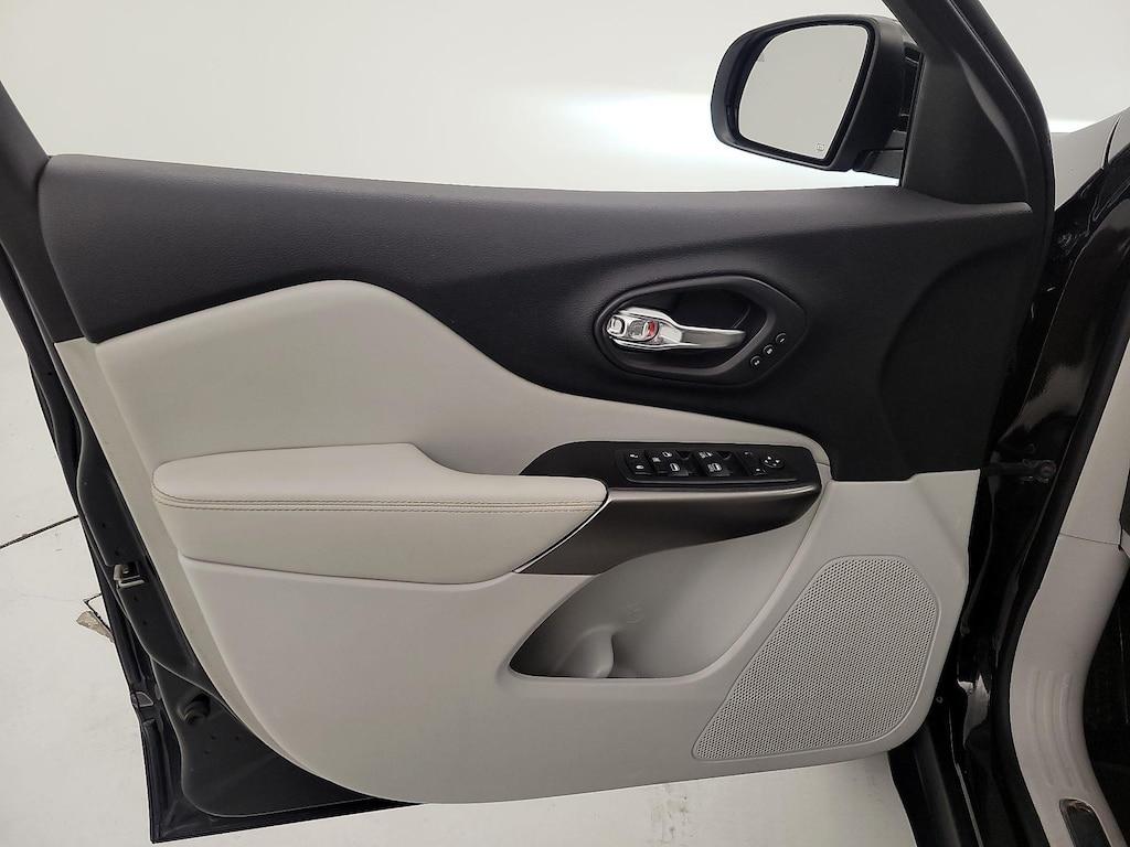 used 2020 Jeep Cherokee car, priced at $20,998