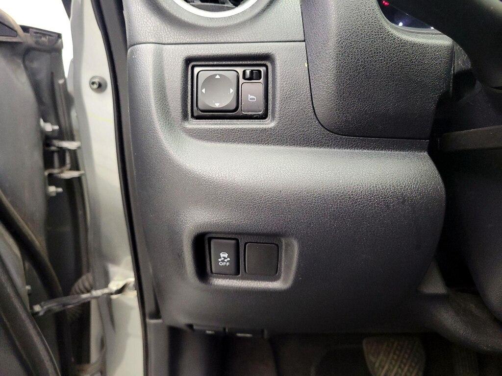 used 2015 Nissan Versa Note car, priced at $13,599