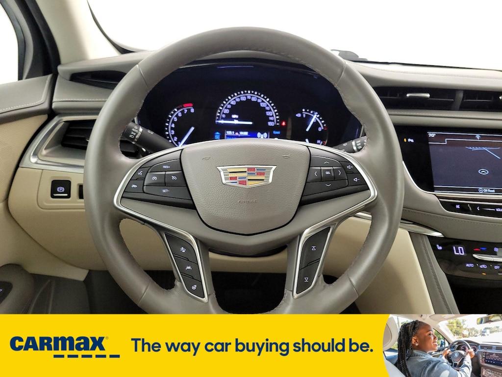 used 2017 Cadillac XT5 car, priced at $20,998
