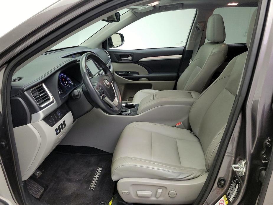 used 2014 Toyota Highlander car, priced at $24,998