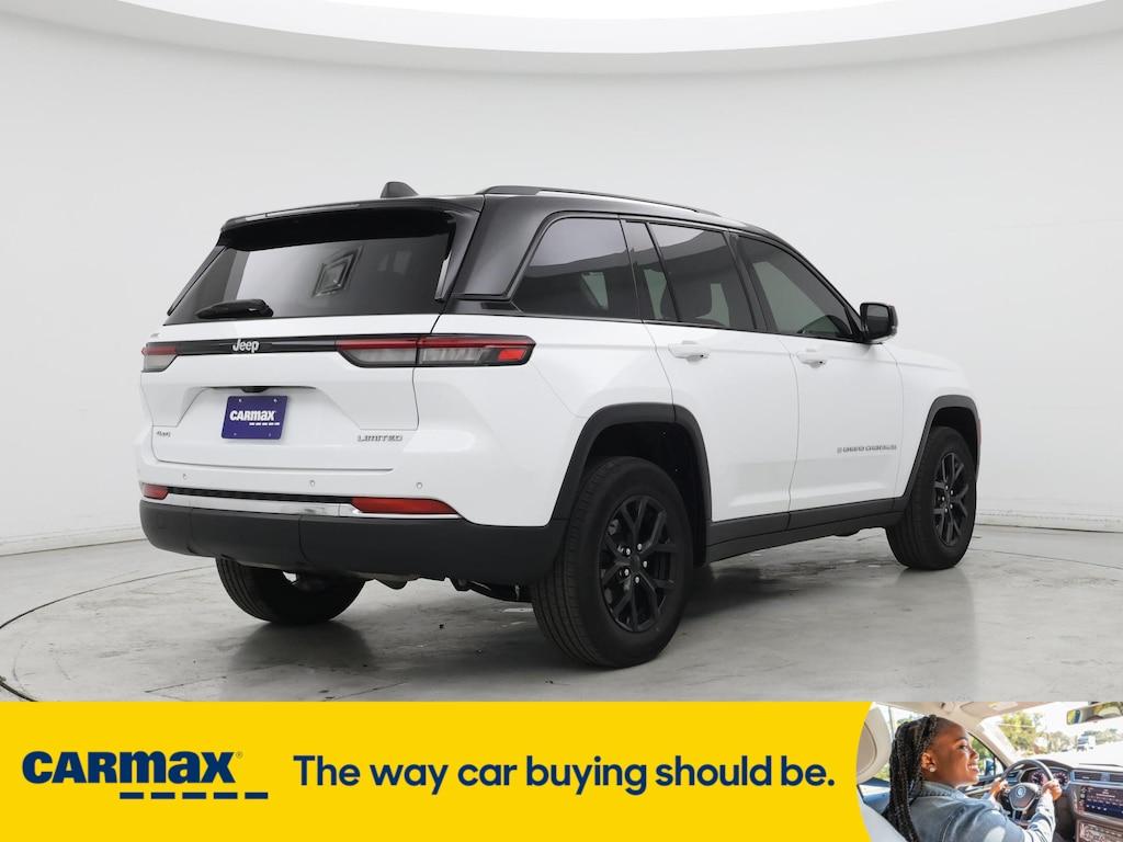used 2022 Jeep Grand Cherokee car, priced at $31,998