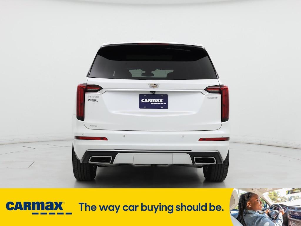 used 2022 Cadillac XT6 car, priced at $35,998