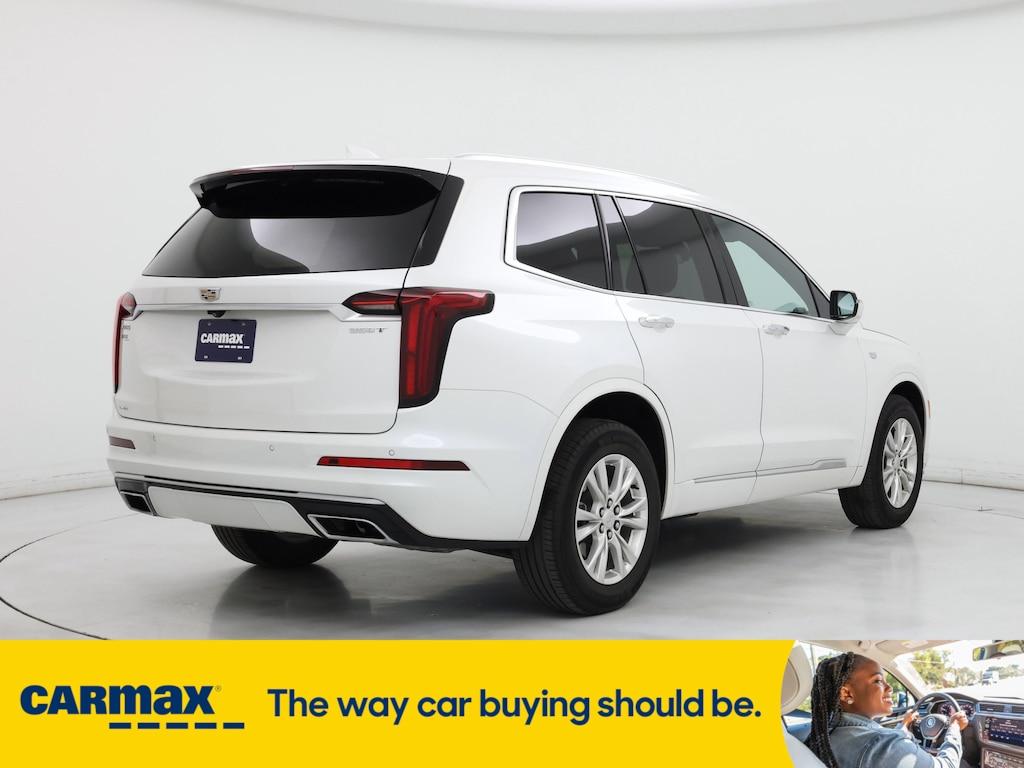 used 2022 Cadillac XT6 car, priced at $35,998