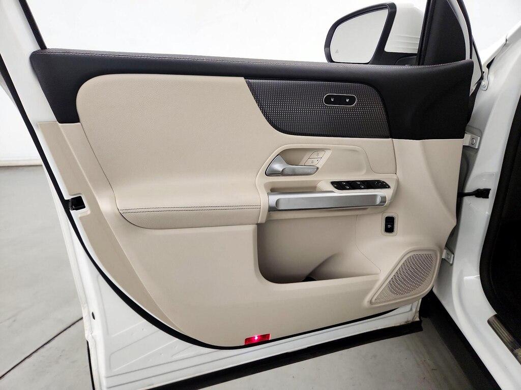 used 2022 Mercedes-Benz GLB 250 car, priced at $34,998