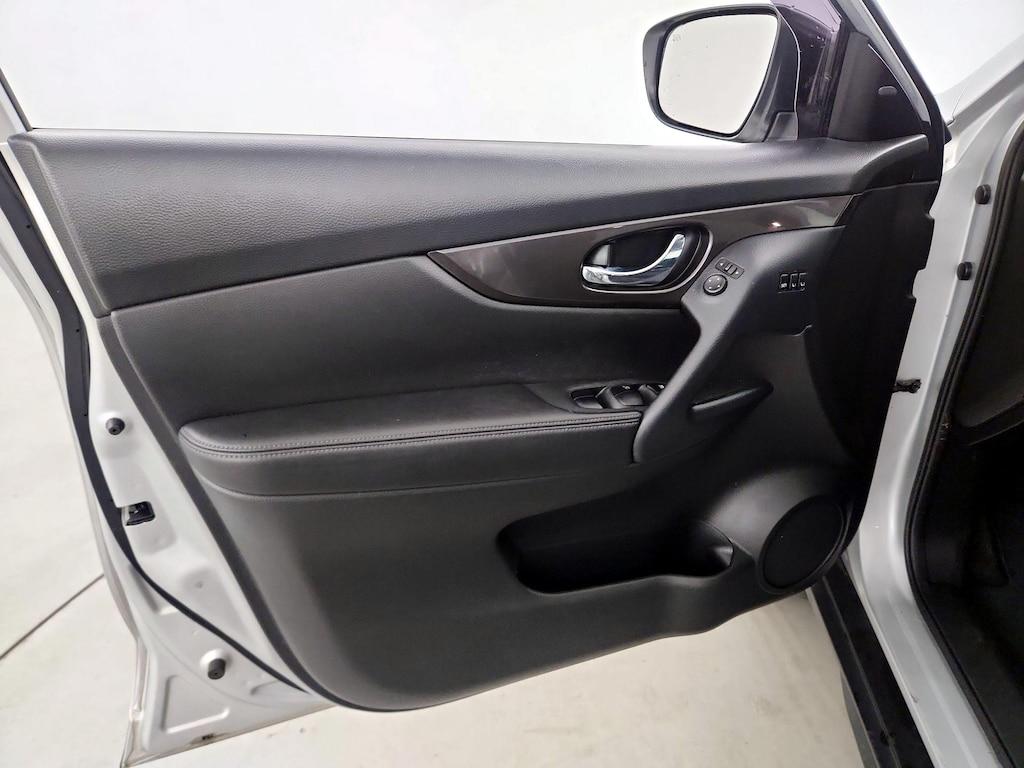 used 2019 Nissan Rogue car, priced at $19,998
