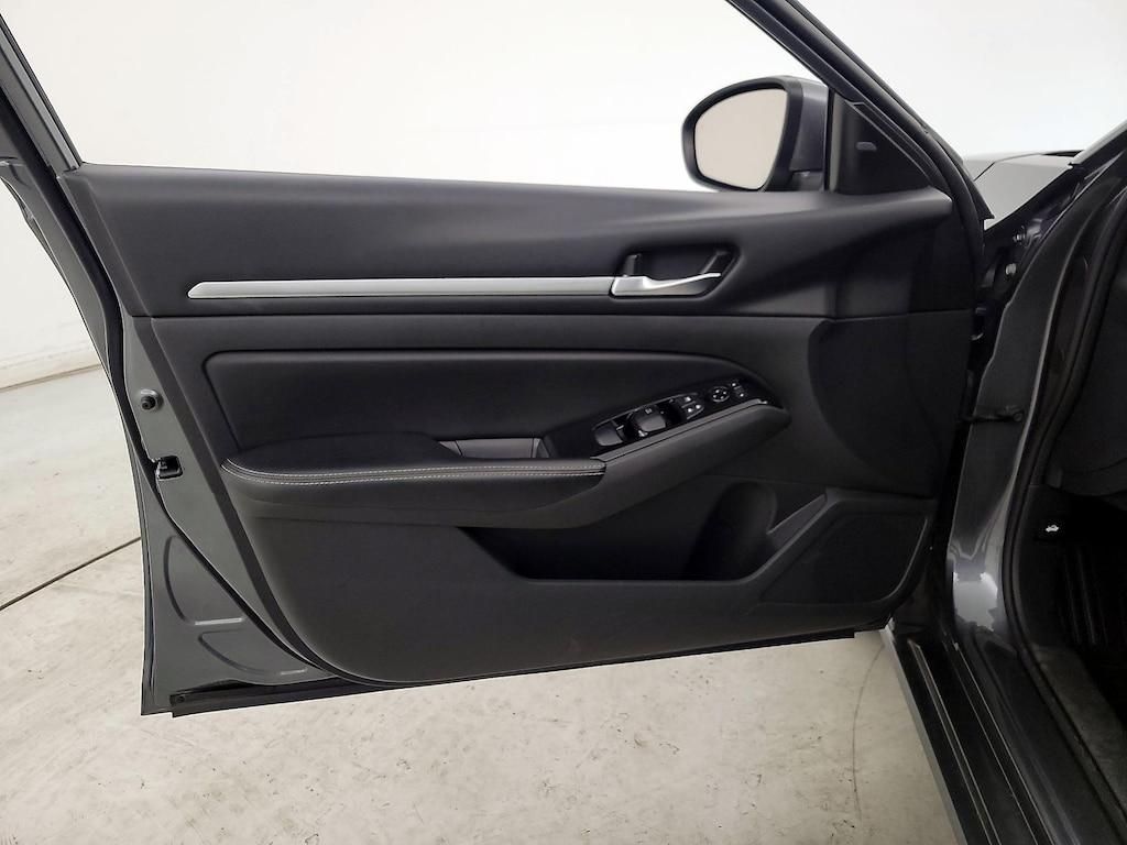 used 2023 Nissan Altima car, priced at $20,998