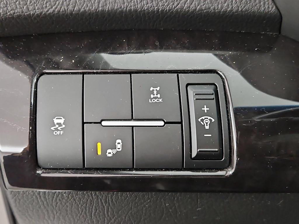 used 2015 Kia Sorento car, priced at $14,998