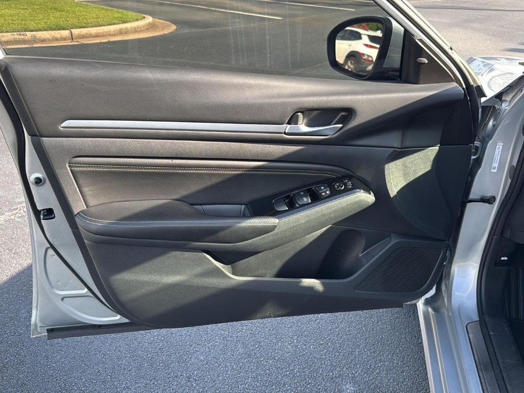 used 2022 Nissan Altima car, priced at $21,995