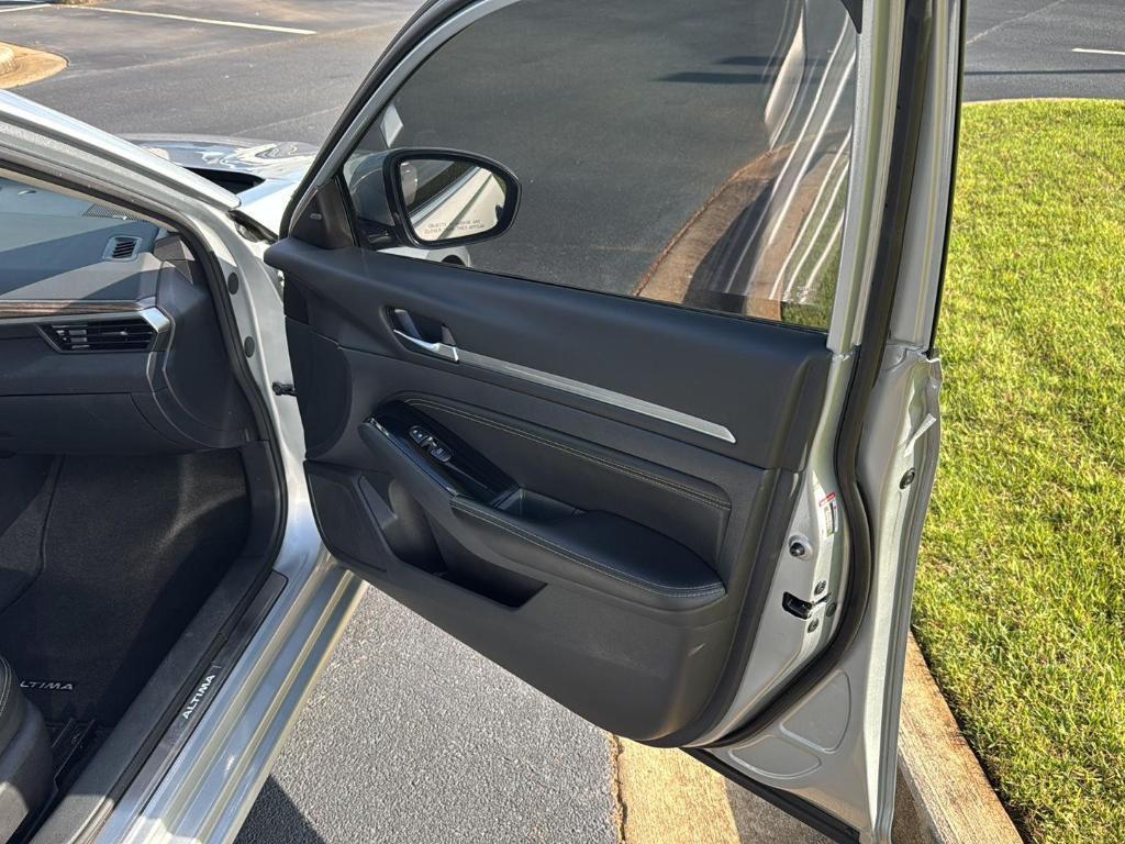 used 2022 Nissan Altima car, priced at $21,995