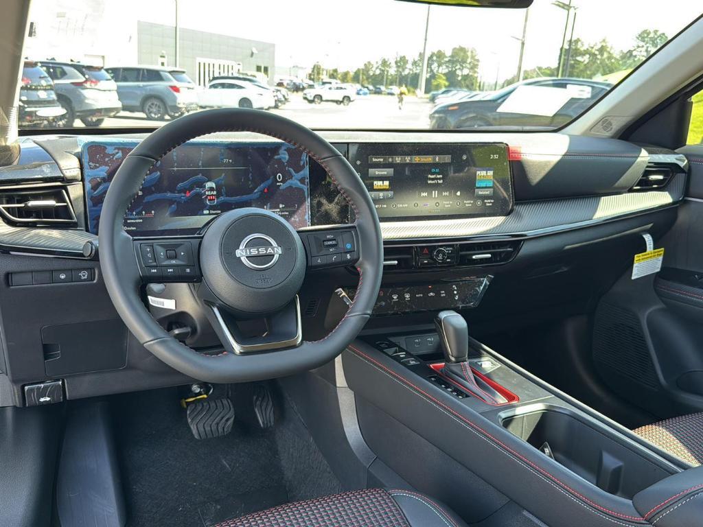new 2025 Nissan Kicks car, priced at $28,025