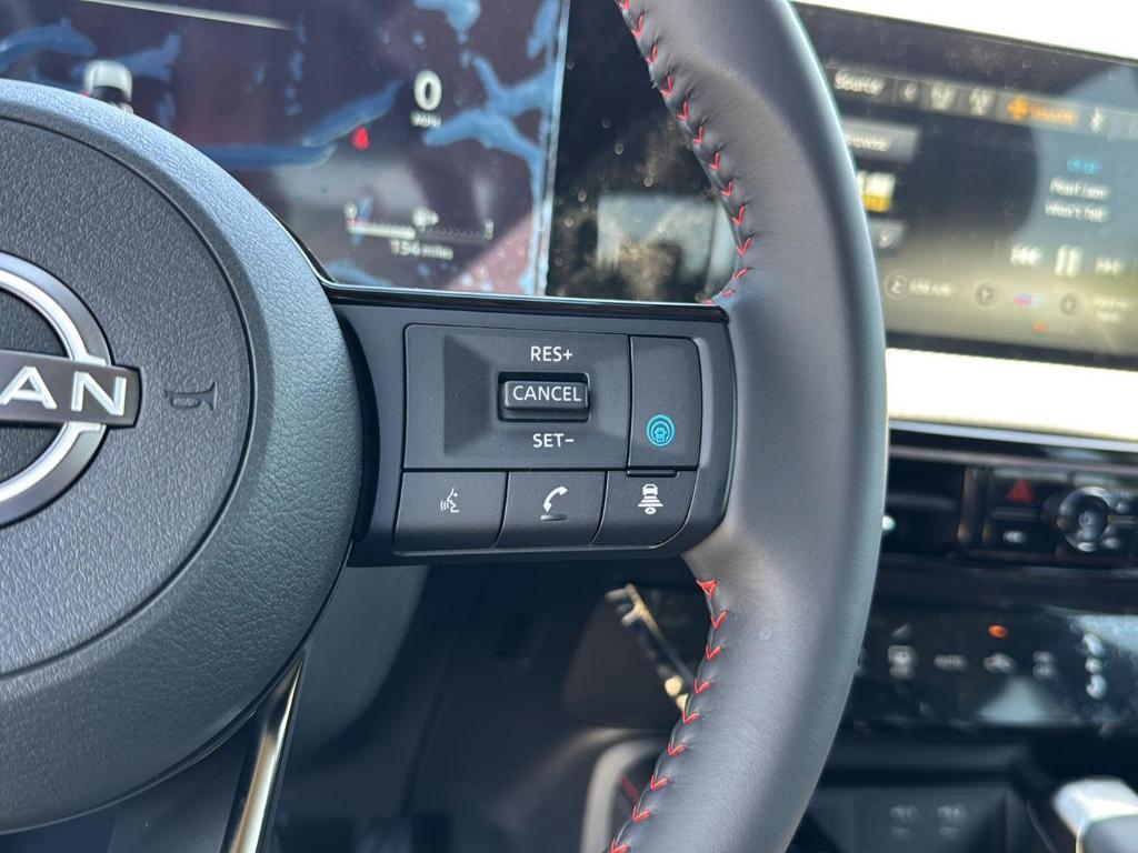 new 2025 Nissan Kicks car, priced at $28,025
