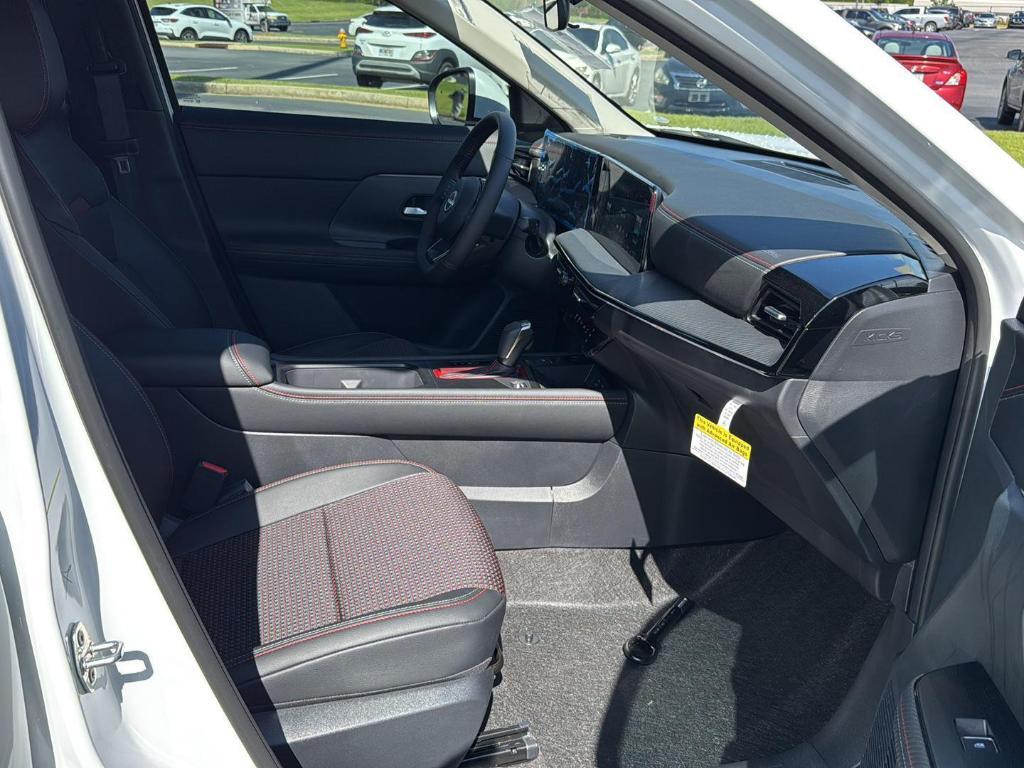 new 2025 Nissan Kicks car, priced at $28,025