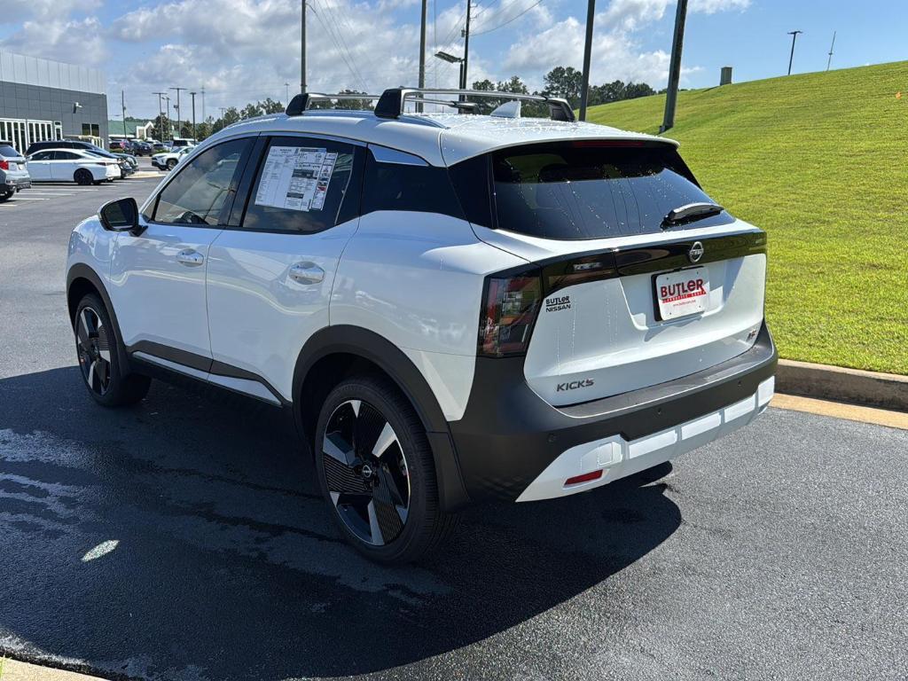 new 2025 Nissan Kicks car, priced at $28,025