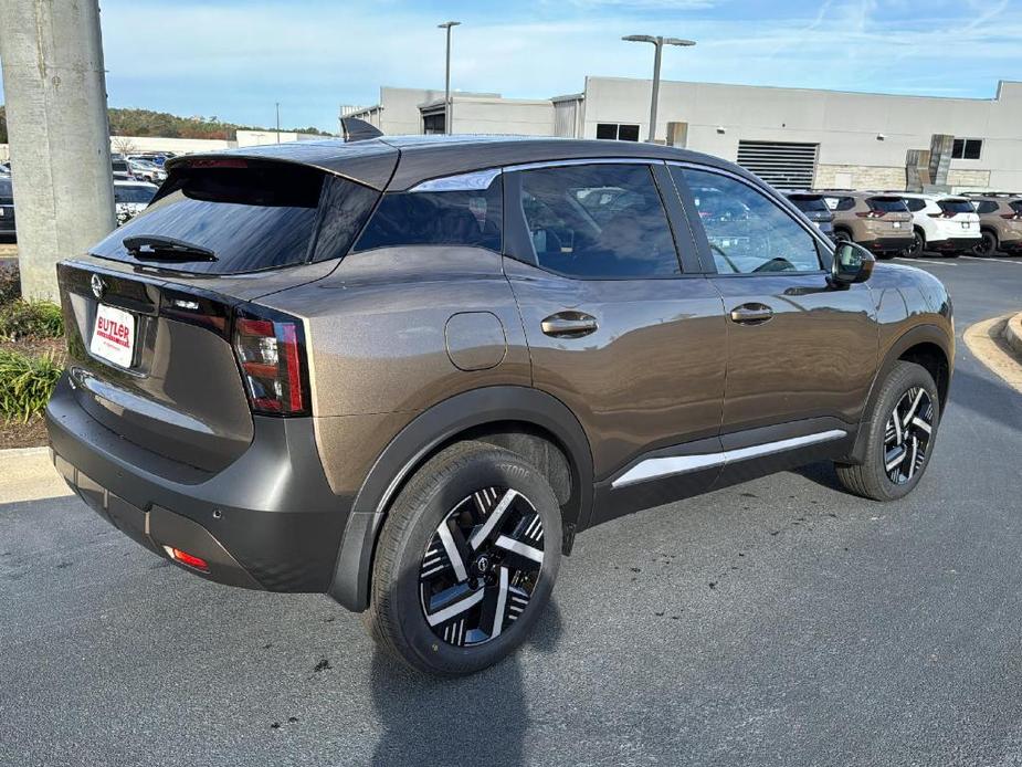 new 2025 Nissan Kicks car, priced at $25,575