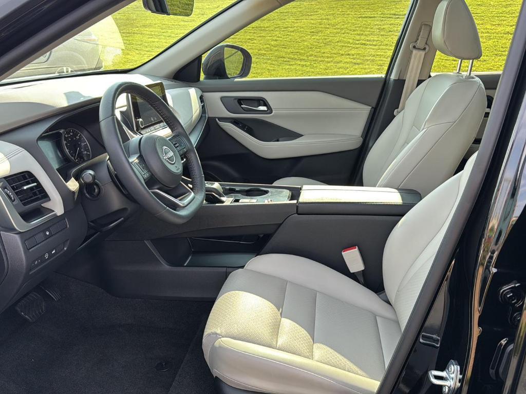 used 2024 Nissan Rogue car, priced at $28,995