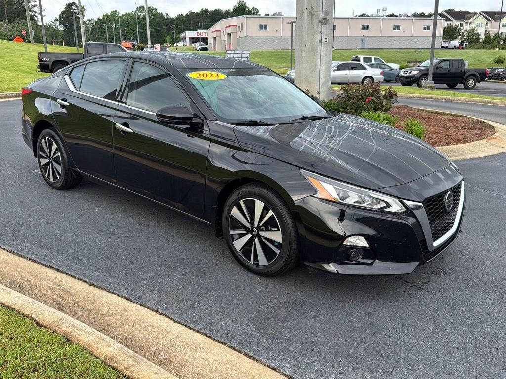 used 2022 Nissan Altima car, priced at $24,455