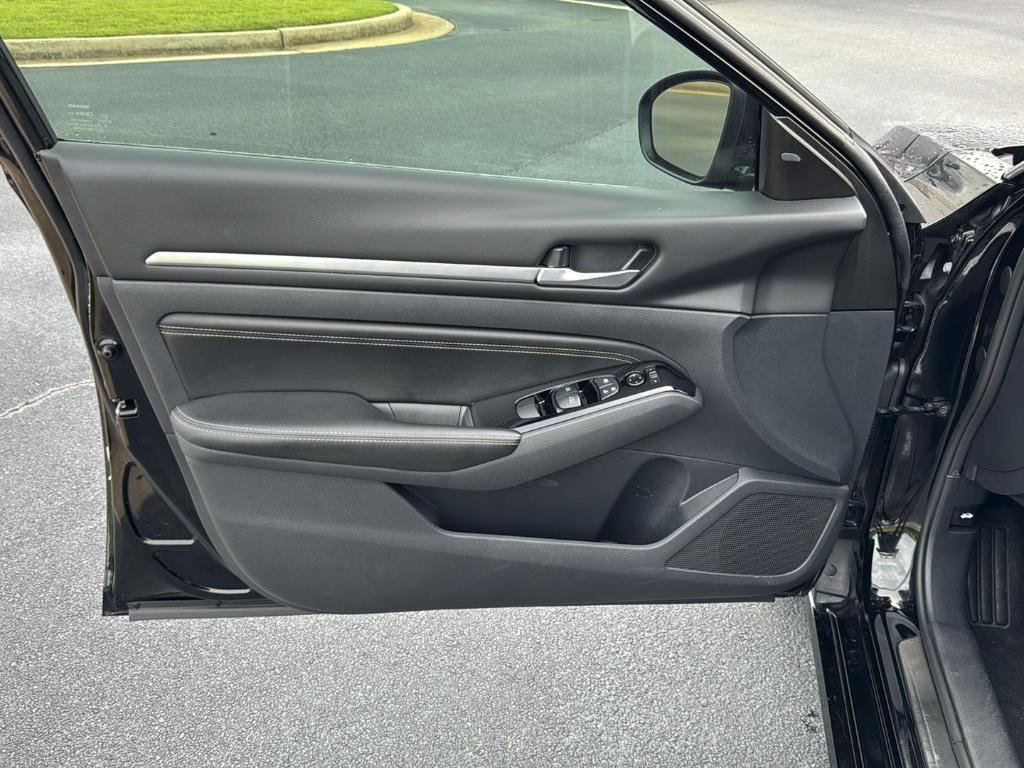 used 2022 Nissan Altima car, priced at $24,455