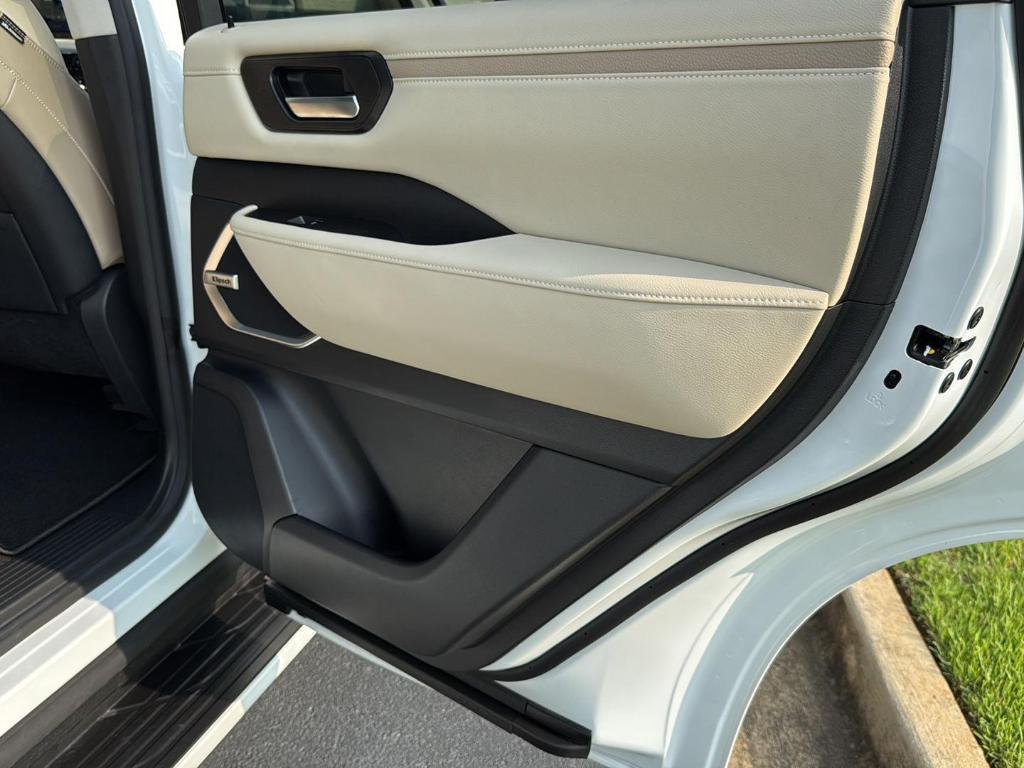 new 2025 Nissan Armada car, priced at $77,548