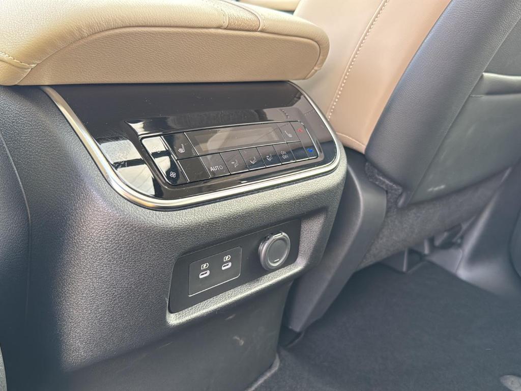 new 2025 Nissan Armada car, priced at $77,548