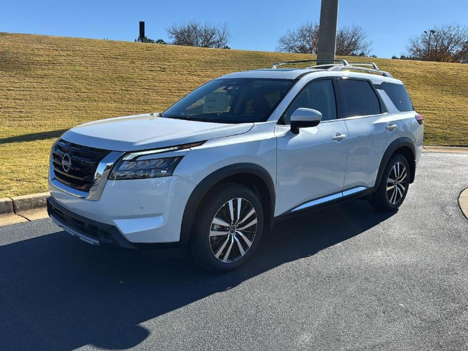 new 2025 Nissan Pathfinder car, priced at $53,030