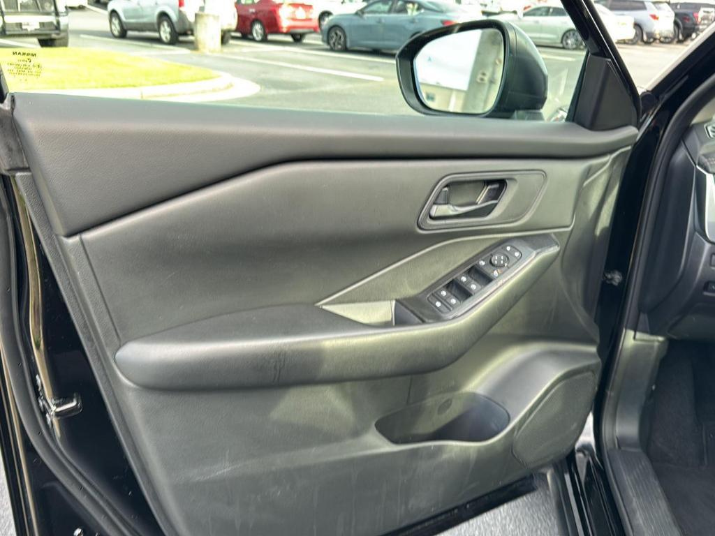 used 2024 Nissan Rogue car, priced at $21,200