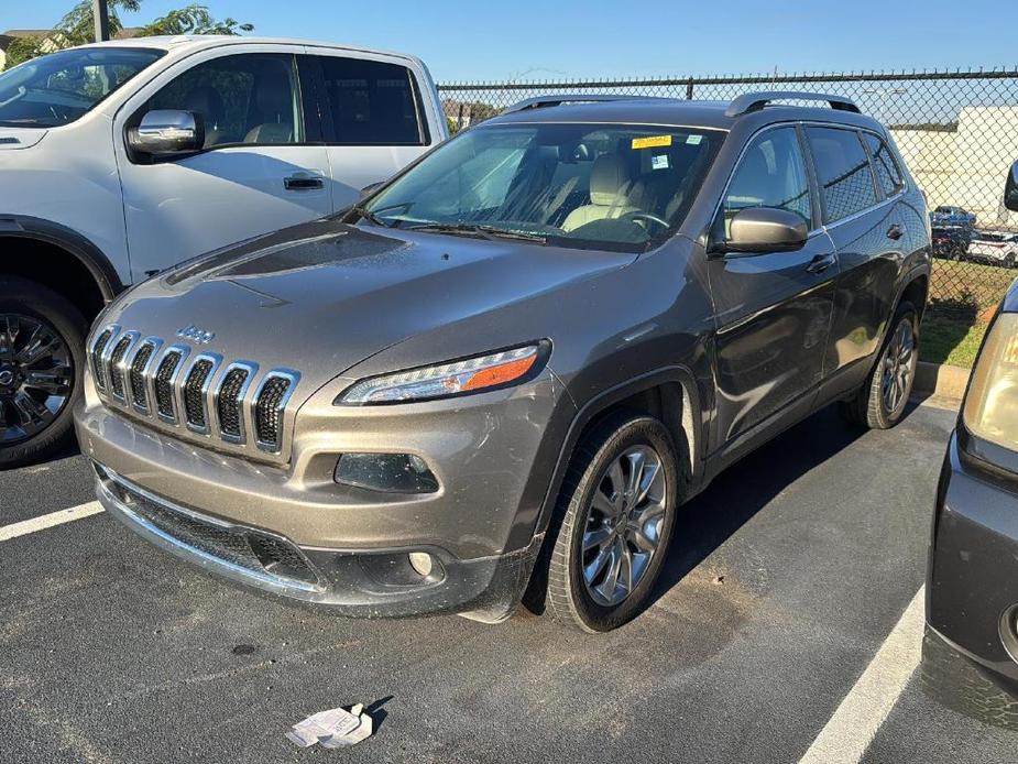 used 2016 Jeep Cherokee car, priced at $13,995