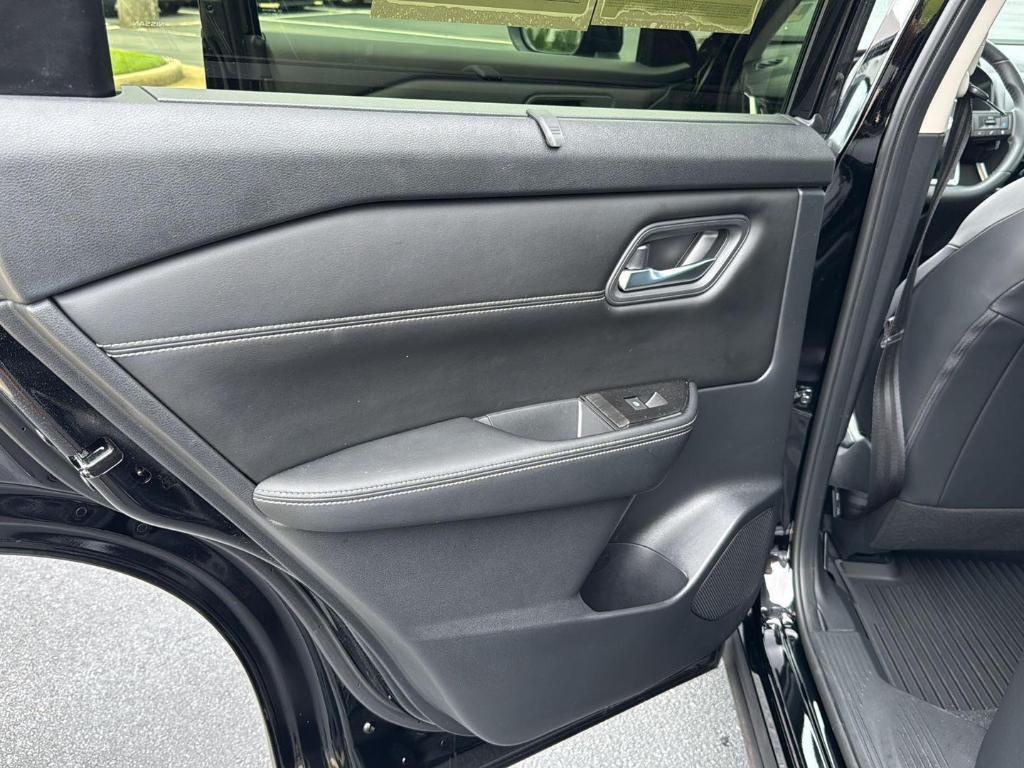 used 2024 Nissan Rogue car, priced at $28,486