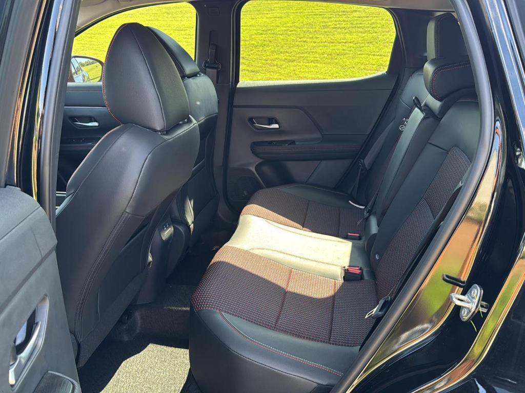 new 2025 Nissan Kicks car, priced at $28,247