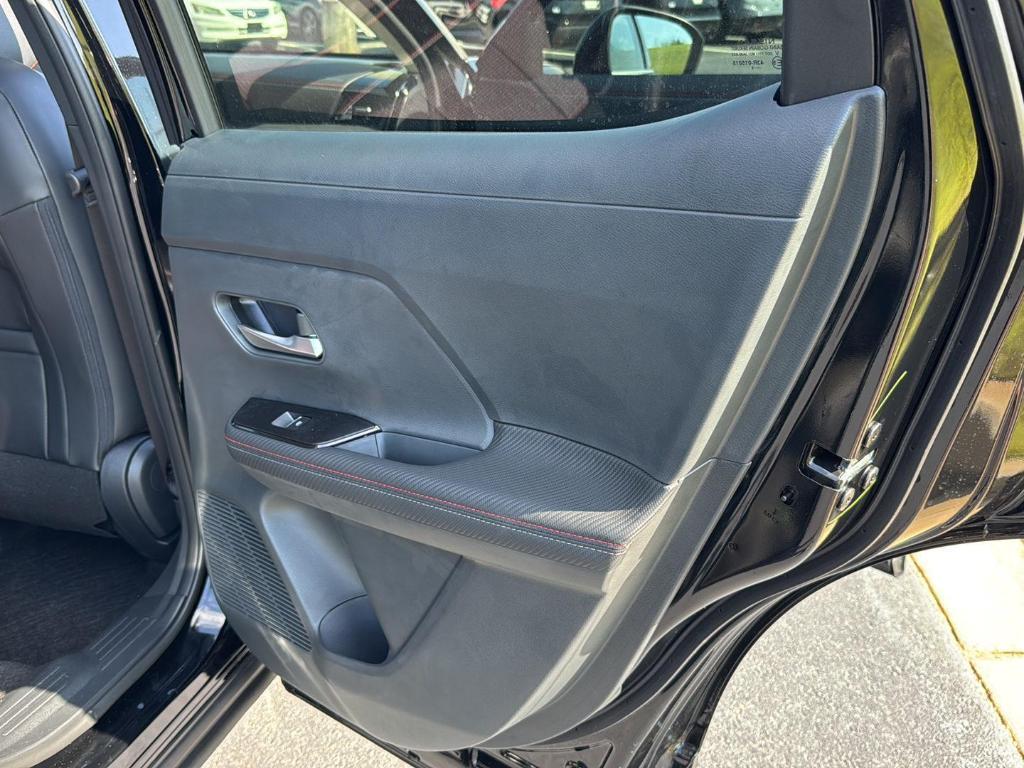 new 2025 Nissan Kicks car, priced at $28,247