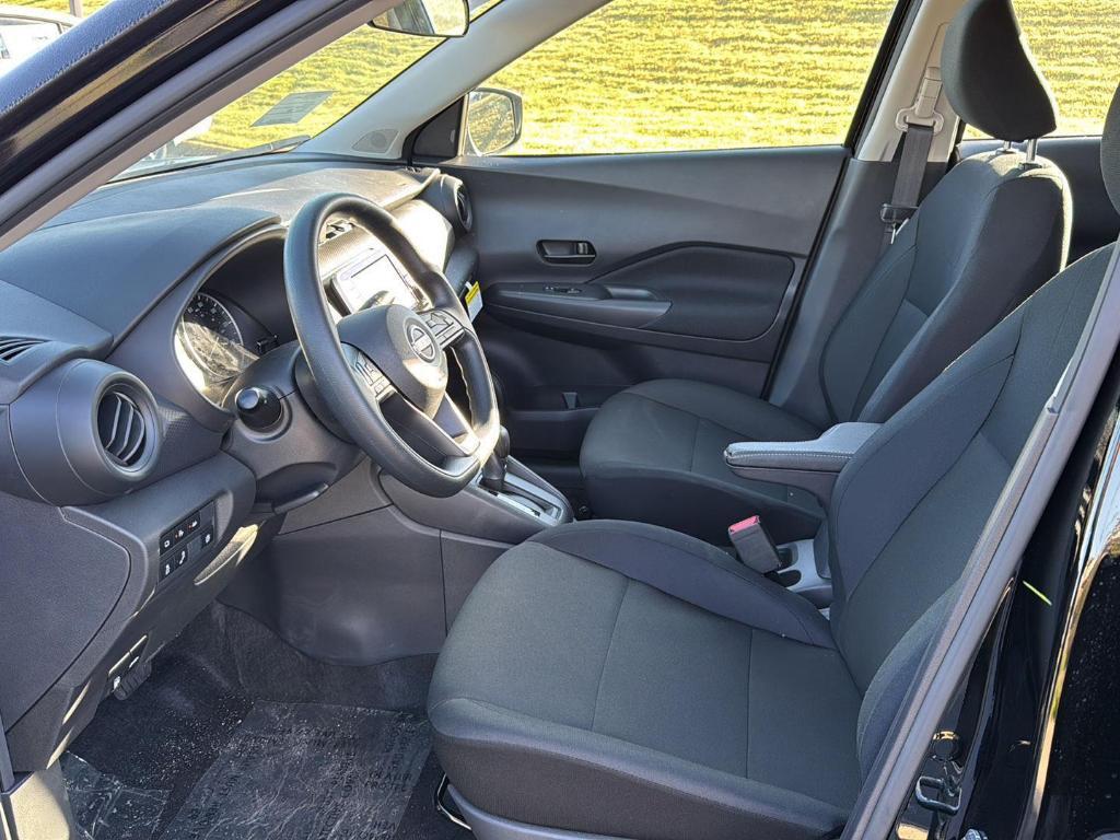 new 2025 Nissan Kicks Play car, priced at $21,926
